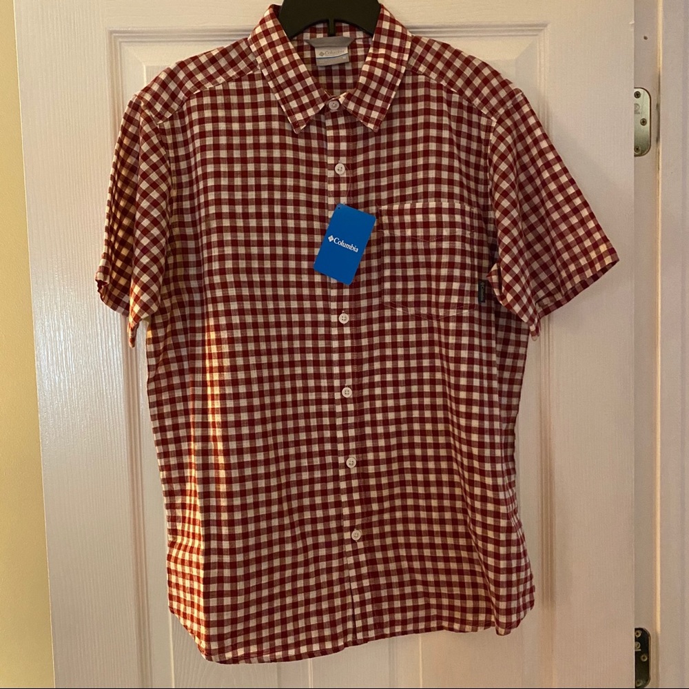 NWT Columbia button-up!!! Size medium!! Red plaid!